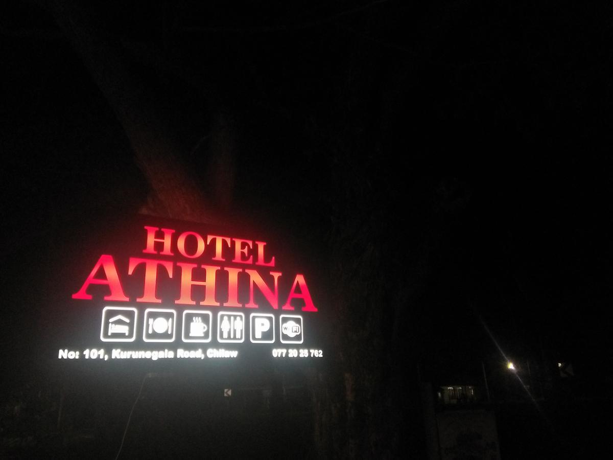 Hotel Athina & Restaurant Chilaw Extérieur photo